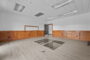 property gallery-image
